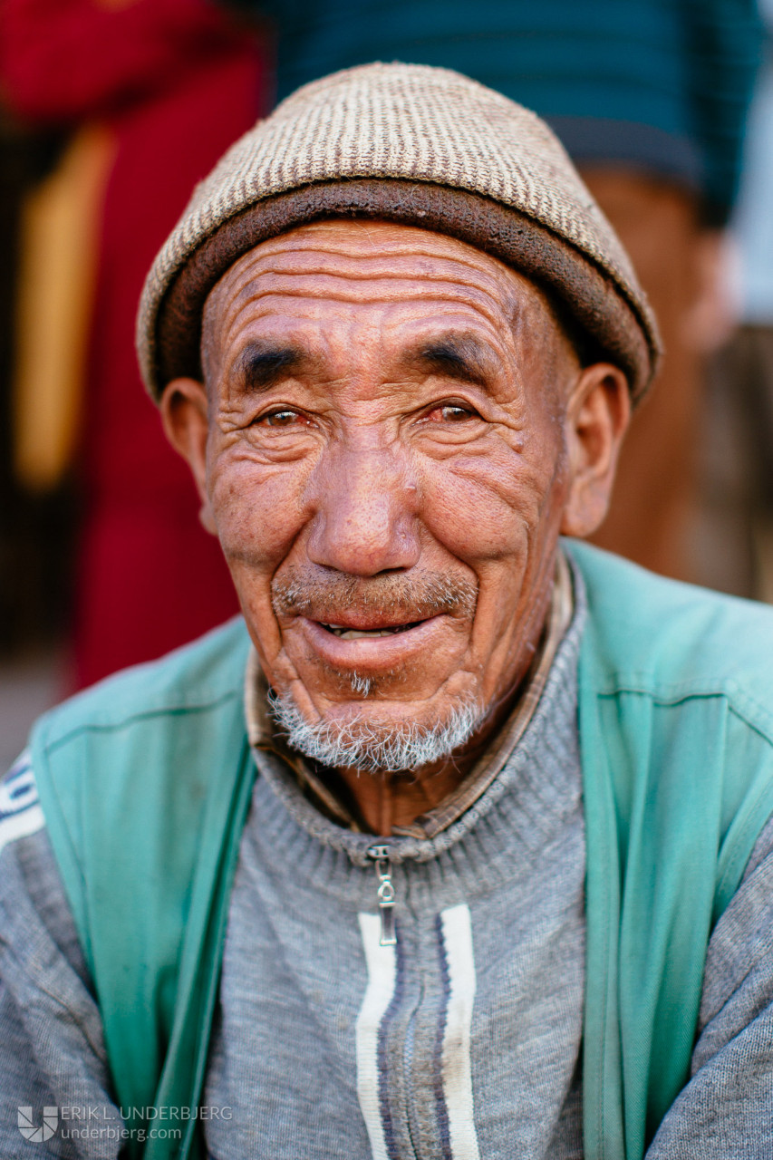 Apricot seller